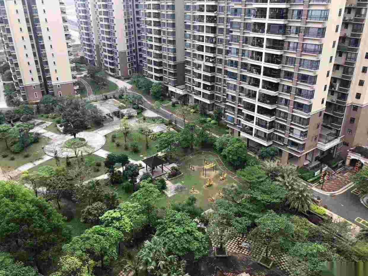 御景豪庭3室2厅2卫带装全新没住过证税过二_清远市区