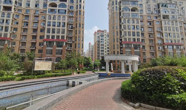 汝州市 福地国际花园北区 5室3厅2卫 292平米