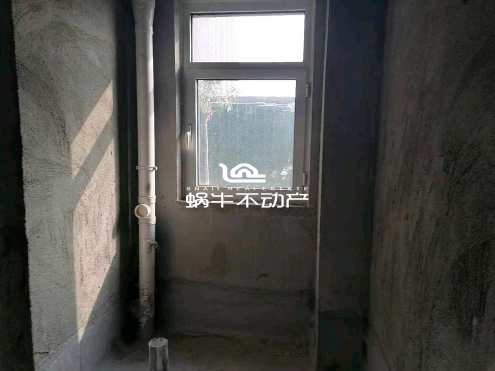 单县 鸿儒雅苑 3室2厅2卫 131平米