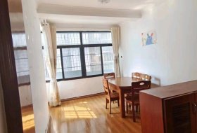 正阳北路工行大楼里面，两室带家具