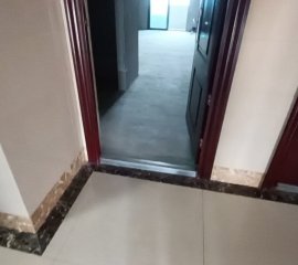 无车位，正常首付，无贷款
