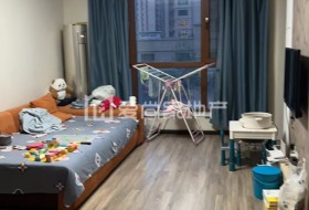 拎包入住丨年付丨2500一月