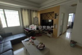 职中附近，电梯房，三室两厅一卫，诚心卖