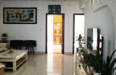 马鞍学校附近私房，三房两厅两卫精装修