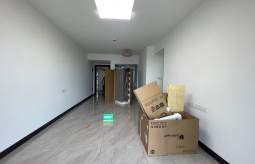 佳兆业上品雅园3室2厅2卫2阳台便宜出租，适合上班族
